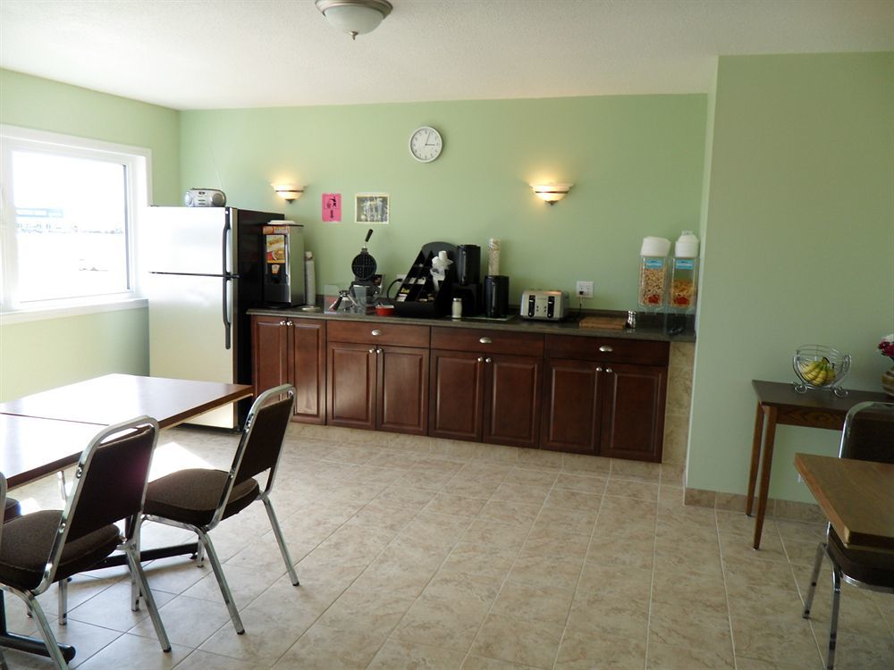 Westway Inn Motel Neepawa Extérieur photo