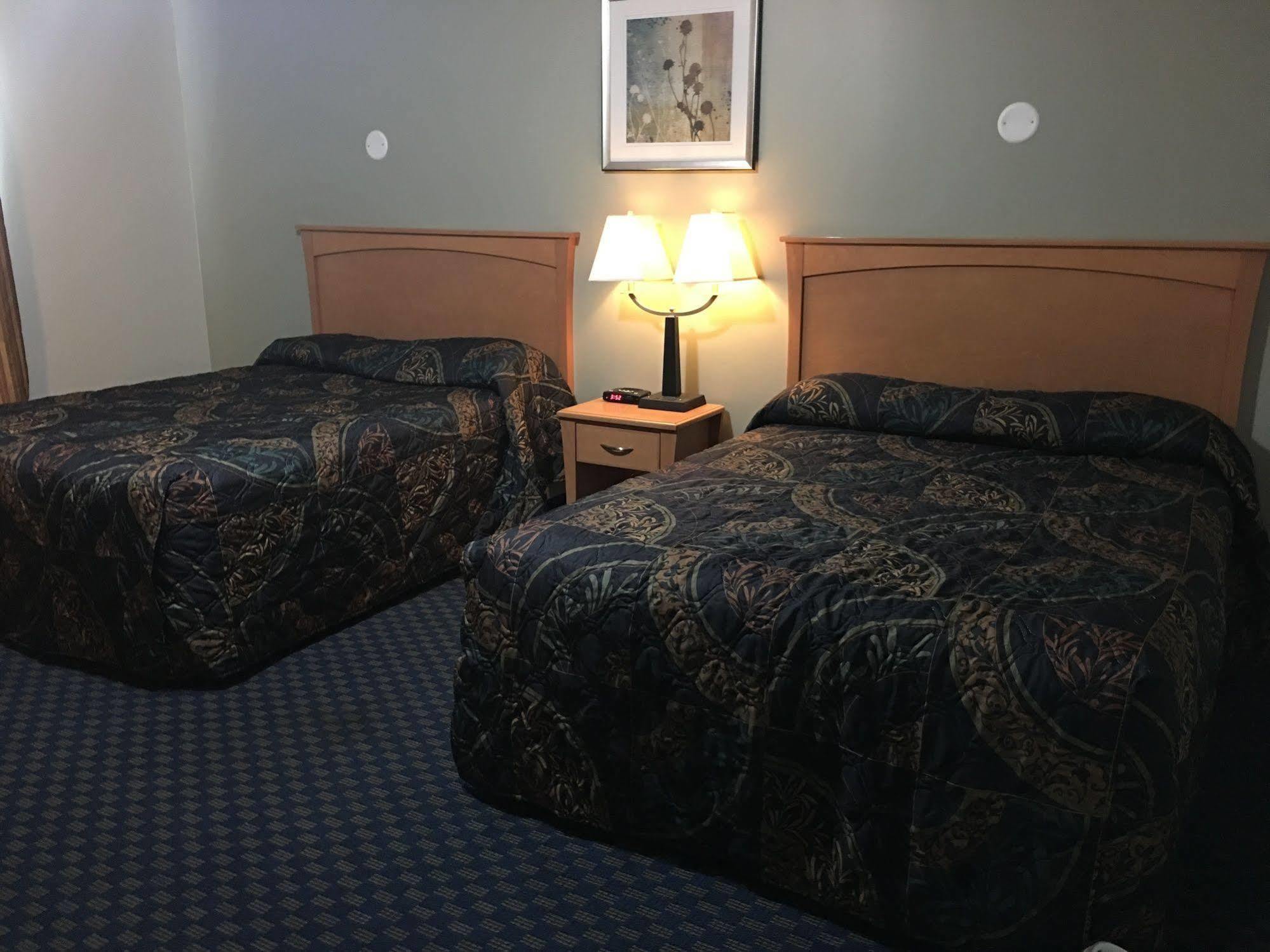 Westway Inn Motel Neepawa Extérieur photo