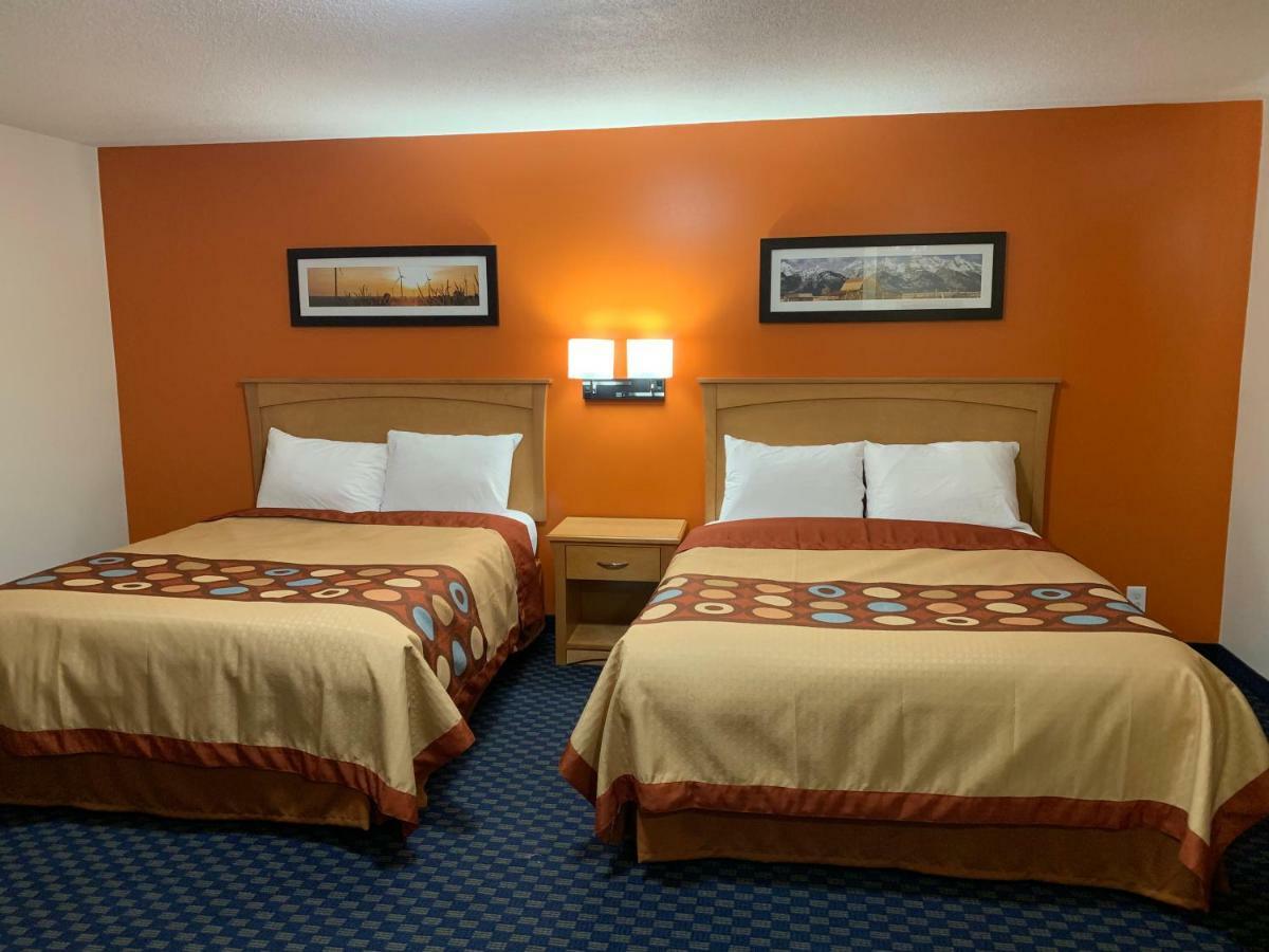 Westway Inn Motel Neepawa Extérieur photo