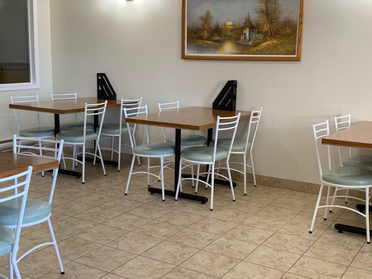 Westway Inn Motel Neepawa Extérieur photo